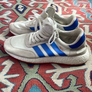 Adidas Iniki Sneakers Men’s 7/ Women’s 8.5